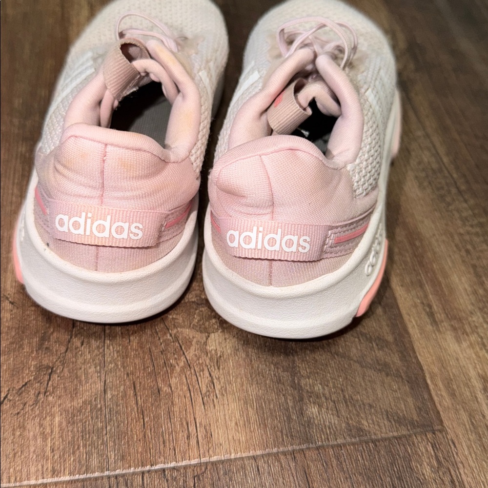 Toddler Girls Adidas Tennis Shoes no tie size 10 - Picture 2 of 7